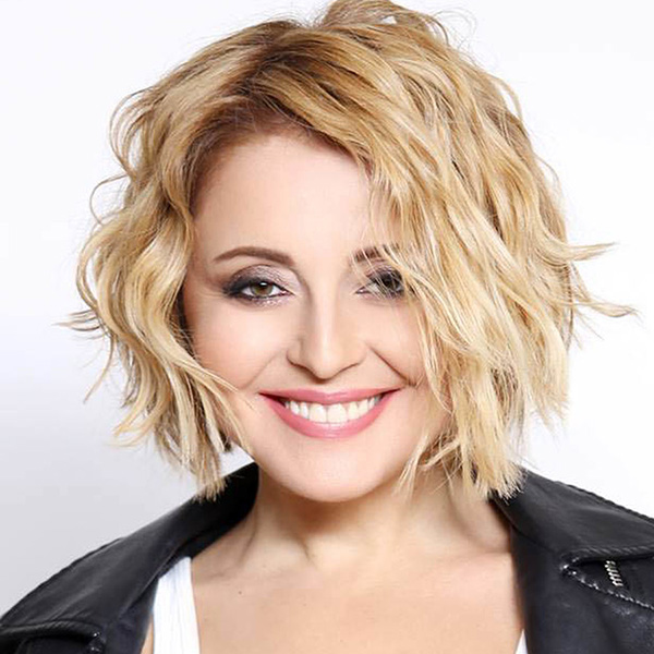 Көгерген жалаңаш орыс маскүнемі.